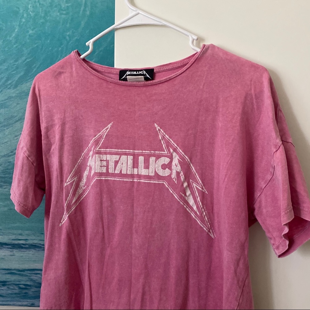 Zara pink Metallica shirt